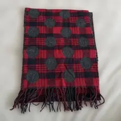 赤と黒のドット柄マフラー
