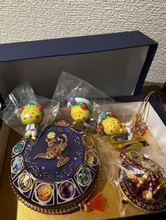 コジコジ 青山デカーボ クッキー缶 フィギュア、タッセル付き - メルカリ