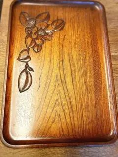 軽井沢彫　花柄彫刻 木製トレイ　レトロ　高級　伝統　名作　お盆　配膳　台 軽井沢彫 花柄彫刻 木製トレイ レトロ 高級 伝統 名作 お盆 配膳