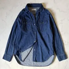 【洗える】23区DENIM 24SS ライトダンガリー シャツ インディゴ 40のサムネイル