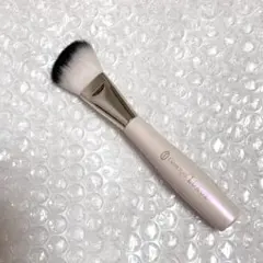 トワニー ファンデーションブラシのサムネイル