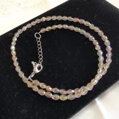 クリスタルビーズ ネックレス　スワロフスキービーズのネックレス