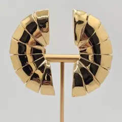 Item thumbnail for item f1a383de-de22-4006-b1ee-d02496e12d05