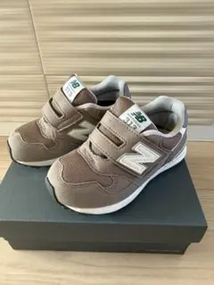 ニューバランス　15.5