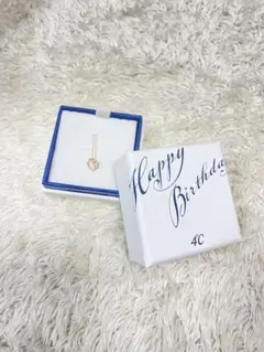 4C ハート型ゴールドネックレス