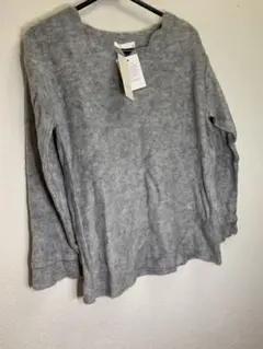 グレー　トップス