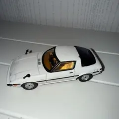 マツダ サバンナ RX-7 ホワイトのサムネイル