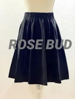 ROSE BUD ローズバッド　フレアスカート　ブラックのサムネイル