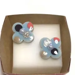 s17 美濃焼 ハンドメイド ピアス 　花 レトロ