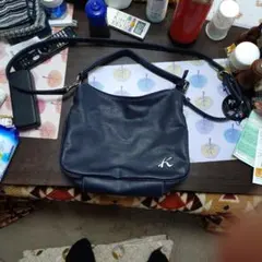 キタムラのネイビー K ショルダーバッグ