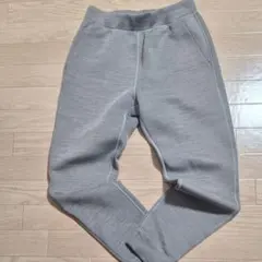 UNIQLO ウルトラストレッチドライスウェットパンツ