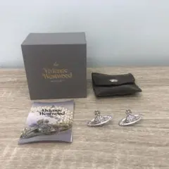 Vivienne Westwood ヴィヴィアン オーブ ピアス