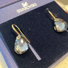 Swarovski クリスタルドロップピアス