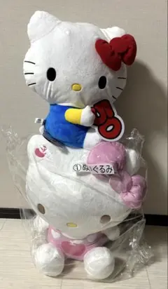 サンリオ　50th 限定　ハローキティ　 BIGぬいぐるみ 新品