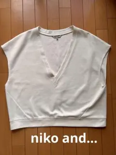 niko and... Vネックベスト