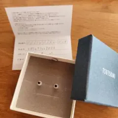 サファイア ピアス(両耳用)