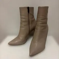 DIANA ベージュレザー ショートブーツ
