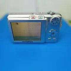 オリンパス デジタルカメラ 箱付き FE-310 シルバー ✨440 - メルカリ