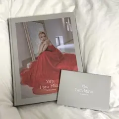 TWICE ナヨン Yes, I am Nayeon 写真集 2形態 セット - メルカリ