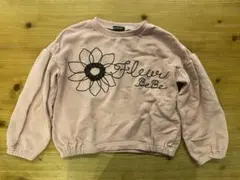 BeBe キラキラ スパンコール 花柄 刺繍 長袖 トレーナー サイズ130のサムネイル