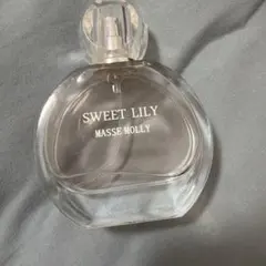 SWEET LILY MASSE MOLLY 50ml 香水のサムネイル