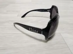 2026年最新】dior サングラスケースの人気アイテム - メルカリ