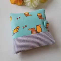 2点目200円引き　レッサーパンダ　サニタリーケース　ポーチ　ハンドメイド