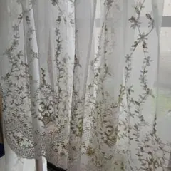 刺繍レースカーテン 花柄 ゴールド ホワイト4枚　丈178×幅150のサムネイル