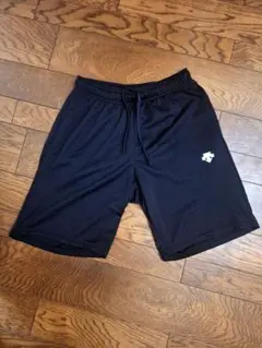 値下げ超美品♥デサント ♥Move Sport ショートパンツ 黒M50％OFFのサムネイル