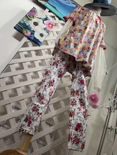★ウエストゴム　★グンゼ　★L 花柄ストレッチ　カジュアルパンツのサムネイル