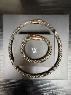 【希少完品】 VARTIX #LUV ネックレス & ブレスレット オーロラ 希少完品】 VARTIX #LUV ネックレス & ブレスレット オーロラ - メルカリ