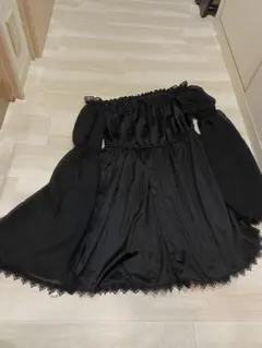 地雷系　ブラック膝丈ワンピース