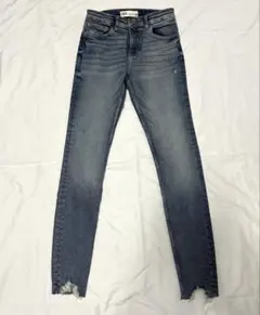 ZARA スキニーパンツ EUR34 即発送可