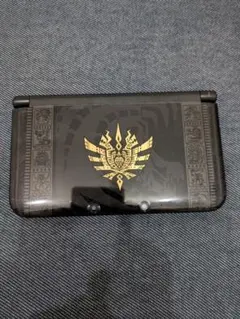 3DS LL 本体ＭＨ4仕様とソフト９本ポケモンウルトラサン、ＰＬ、DMなど