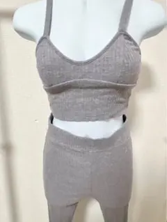 フィットネス セットアップ H&M ヨガ ピラティス キャミソール レギンス