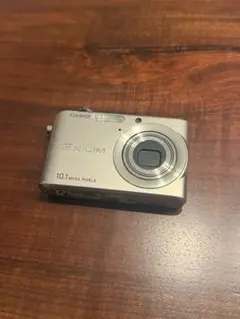 CASIO EXILIM 16.1メガピクセル コンパクトカメラ Amazon | CASIO デジタルカメラ EXILIM (エクシリム) ZOOM Z100 ピンク