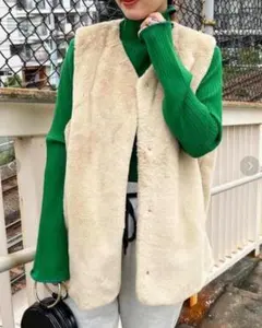 【2/13迄！期間限定値下げ中】 coen ベージュ ファーベスト L