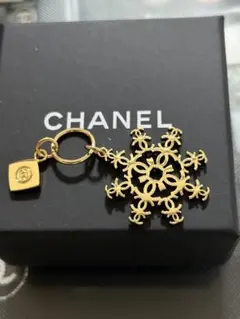 シャネルネックレストップ