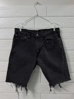 Levi’s 512 ブラックデニムショーツのサムネイル