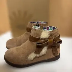 【正規品】❤️UGG ❤️ショートブーツ　16cm チェスナット　リボン　アグ