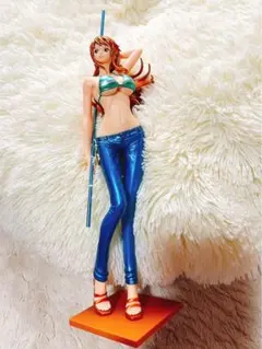 ワンピースGLITTER＆GLAMOURSナミ フィギュア メタリックカラー A