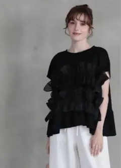新品未使用　myuフラワーブーケTシャツのサムネイル