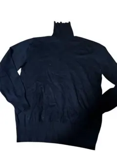 GU 黒 タートルネックセーター