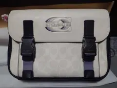COACH ショルダーバッグ ホワイト・ブラック