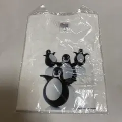 フィンランド　アートデザインTシャツ 100　Eero Aarnio ペンギンのサムネイル