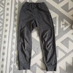 UNIQLO ウルトラストレッチドライジョガーパンツ