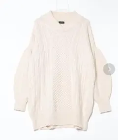 ニットワンピース　ベージュ