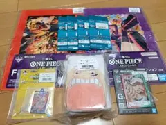 一番くじ ワンピースカードゲーム E賞ぬいぐるみマルチカードケースルフィ他全9点