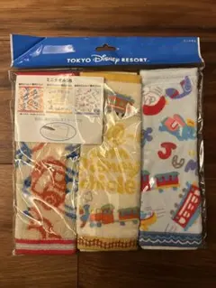 新品 ディズニーリゾート ミニタオル3枚セット タオルハンカチ