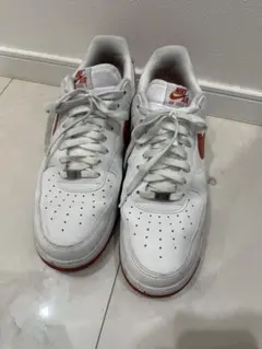 NIKE エアフォース1 白赤 30cm FJ4146-106のサムネイル